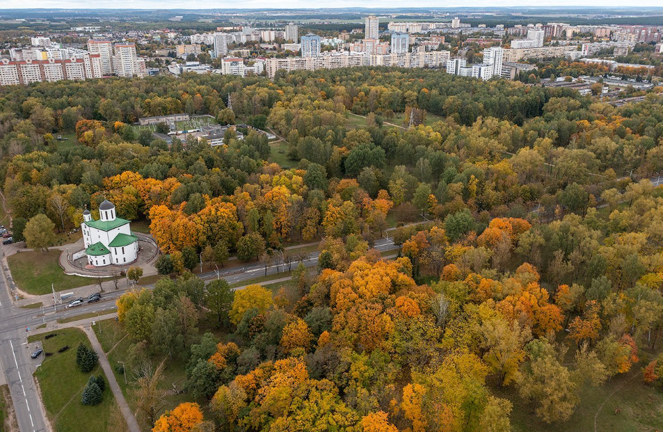 Севастопольский парк в Минске, фото